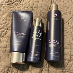 Monat Revive Shampoo & Conditioner